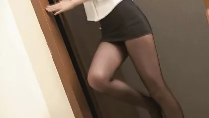পোঁদ শ্যামাঙ্গিণী