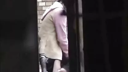 একটি সামান্য বিট খেলা ছাড়াও ভোগ