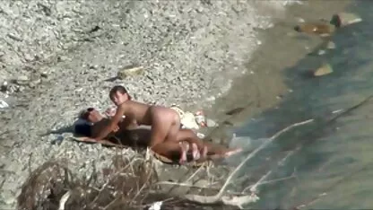 সমুদ্রতীর, স্বামী ও স্ত্রী,