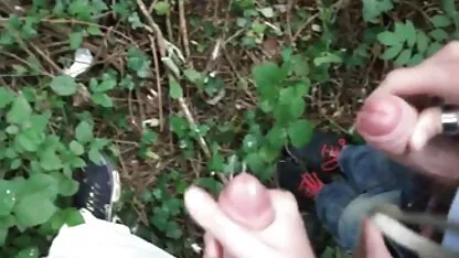 গে, মেয়েদের হস্তমৈথুন, বাঁড়ার রস খাবার