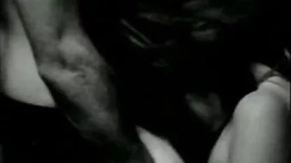 সুন্দরী বালিকা, দুর্দশা, হার্ডকোর