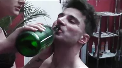 শেরি noir fussfetisch এবং zwangsbetaeubung